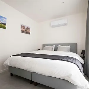 https://studio-brussels-central.brusselshotelsbook.com